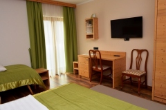 Triple Room SUPERIOR